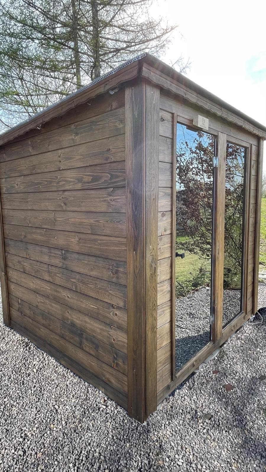 AURATHERM vanjska sauna - detalj završne obrade drveta